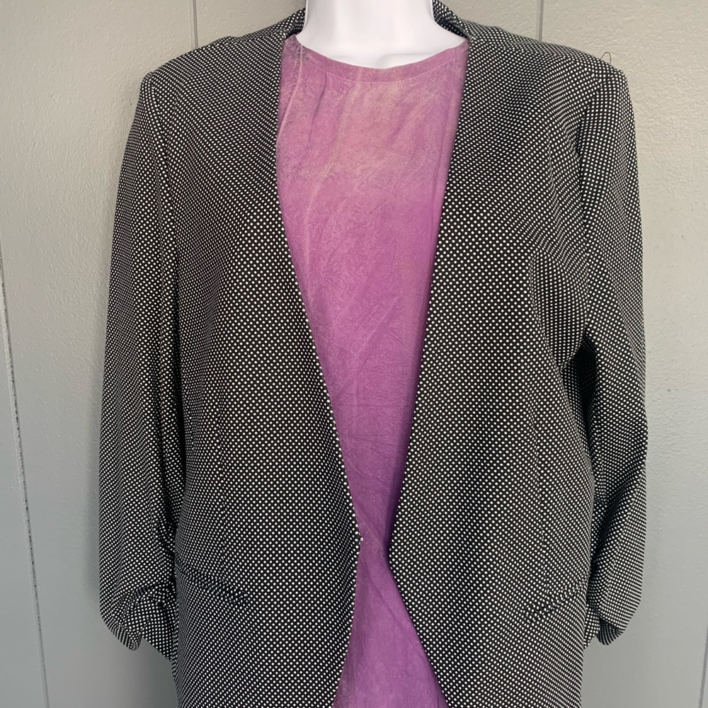 Amazing polka dot blazer!